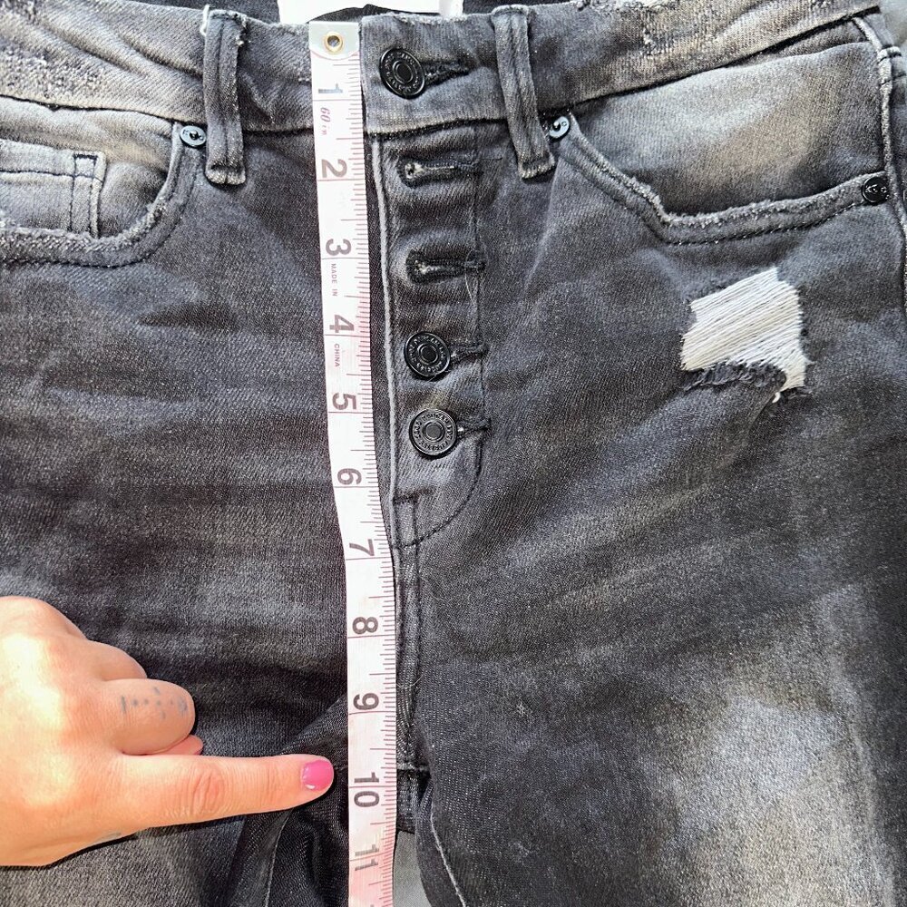 Kancan 4 button high rise distressed black jeans size 7 / 27 skinny - Picture 4 of 9